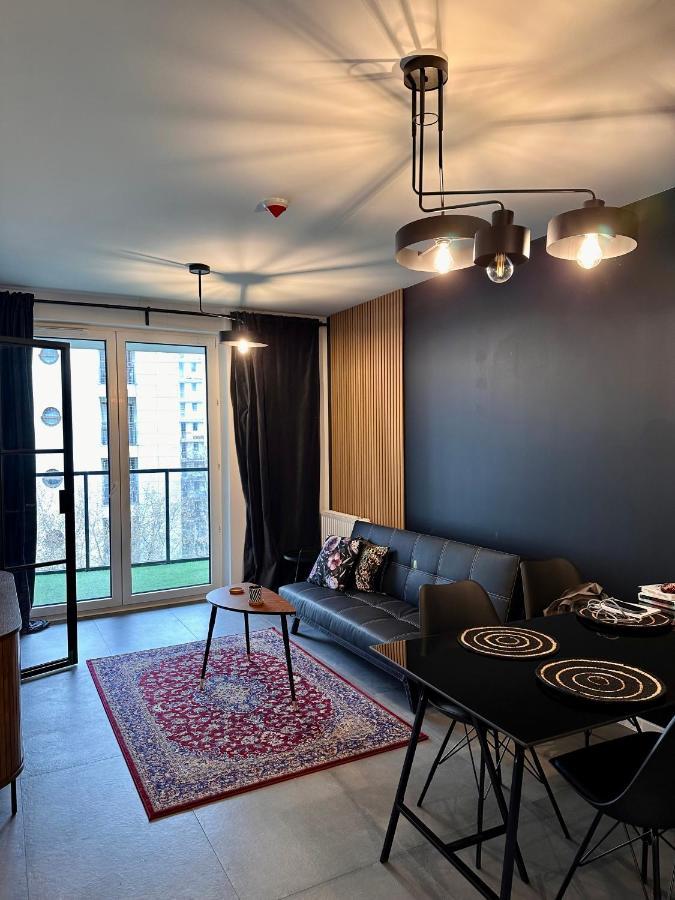 Apartamento C71 - Metro Wilanowska - Free Underground Parking Varsovia Exterior foto