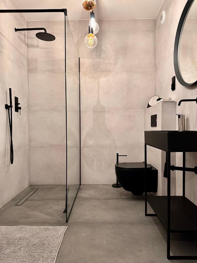 Apartamento C71 - Metro Wilanowska - Free Underground Parking Varsovia Exterior foto
